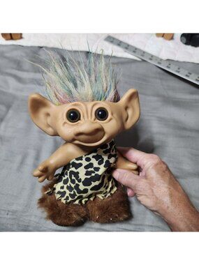 Uneeda Wish Nik Jeweled Eye Troll Doll 8" With Leopard Outfit, Rainbow Hair 1992